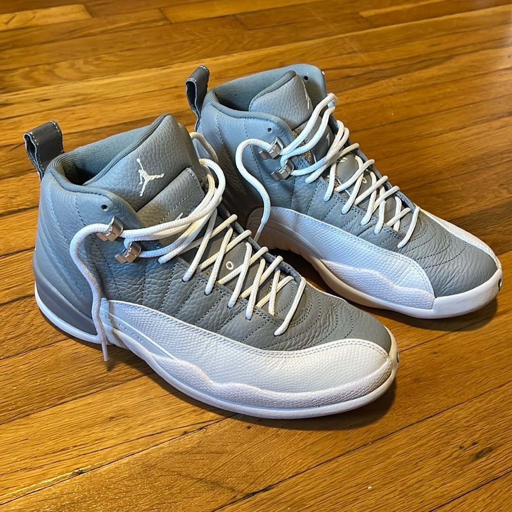 Air Jordan 12